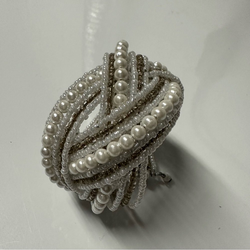 Easy Adjust Elegant Pearl-Look and Bead Bracelet